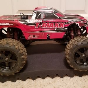 Traxxas T-Maxx 3.3